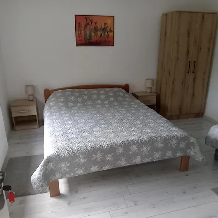 “pod Kraljevicom” Apartment *
